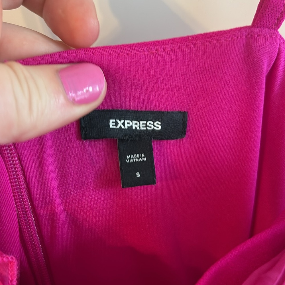 Express one piece romper - Picture 2 of 8